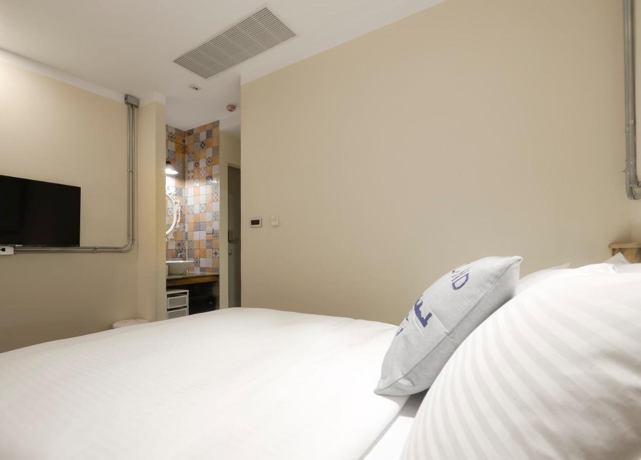 Napas Hotel Тайчжун Экстерьер фото
